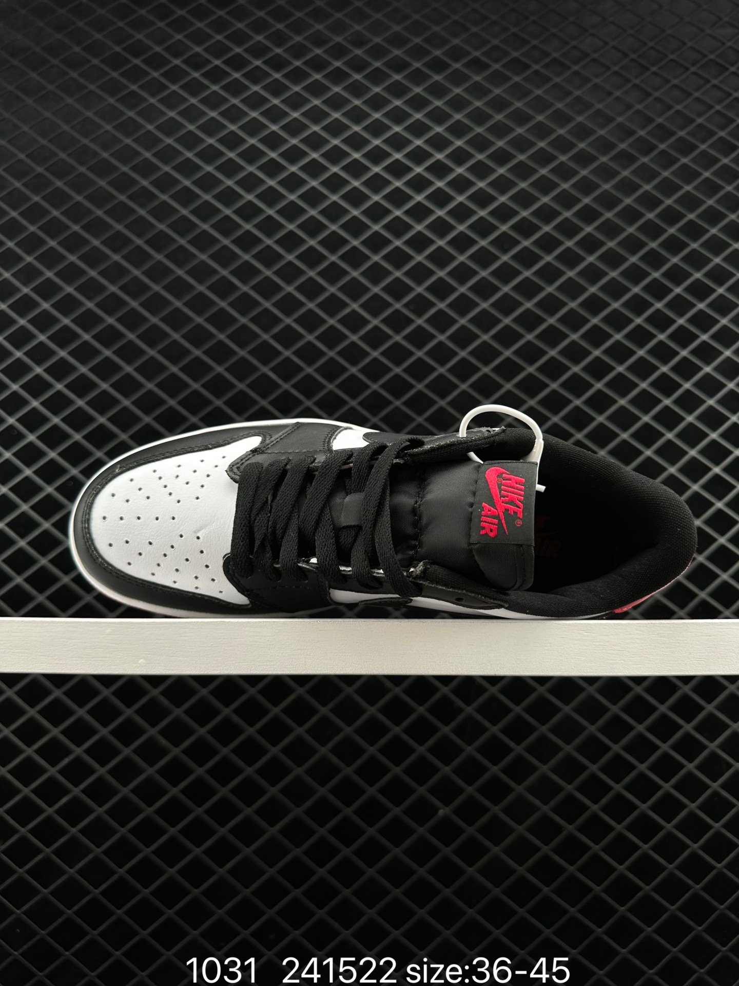 NK Air Jordan 1 Retro High OG ”Hyper Royal“